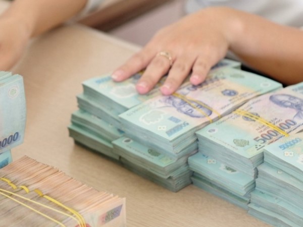 6 tháng đầu năm 2023, lãi suất giảm, tỷ giá ổn định, lạm phát hạ nhiệt