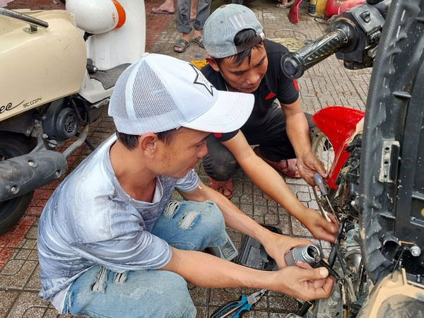Đề xuất xe mô tô, xe gắn máy phải kiểm tra khí thải định kỳ