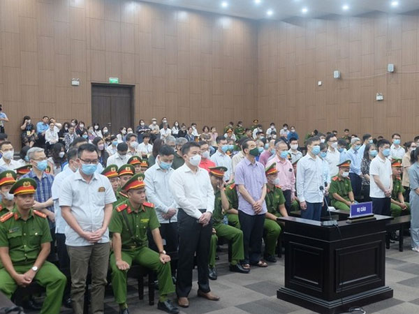 Vụ 'Chuyến bay giải cứu': Cựu thư ký Thứ trưởng bộ Y tế quát, đòi 150 triệu đồng mỗi chuyến bay