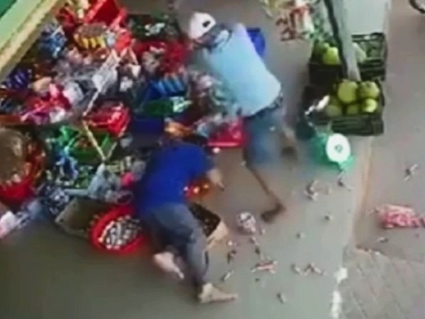 Kẻ máu lạnh chém chết chủ tiệm tạp hoá vì một câu nói đùa