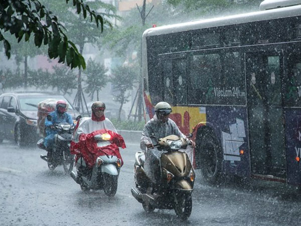 Dự báo thời tiết 14/7: Nắng nóng miền Bắc còn gay gắt, từ chiều tối mưa dồn dập