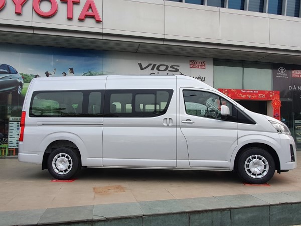 Toyota tiếp tục dẫn đầu thị trường ô tô du lịch Việt Nam về doanh số