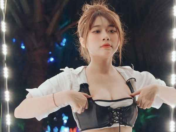 Profile nữ dancer xinh nhất Vịnh Hạ Long gây bão mạng vừa qua