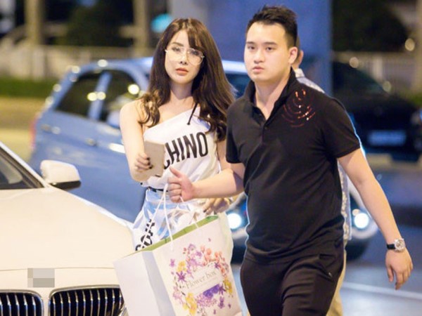 Trái ngược Diệp Lâm Anh, loạt sao làm bạn với chồng cũ