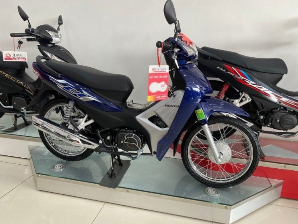 Bất chấp giá giảm, thị trường xe máy vẫn ế ẩm