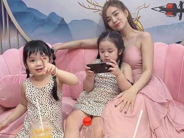 Ly hôn Hoài Lâm, vợ cũ hotgirl làm mẹ đơn thân bán bún nuôi hai con giờ giàu sang, các con vừa ngoan vừa xinh