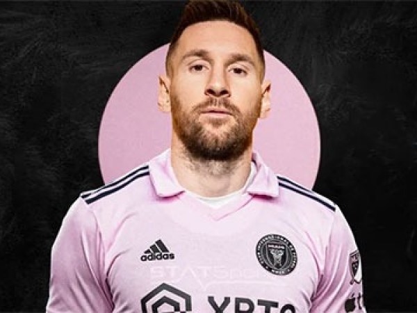 Messi chính thức đặt bút ký hợp đồng gia nhập Inter Miami