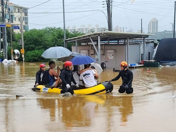 Hàn Quốc: Mưa lớn khiến ít nhất 31 người thiệt mạng, tìm thấy 5 thi thể mắc kẹt dưới đường hầm