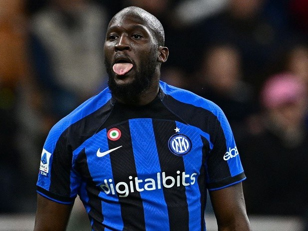 Vì sao Lukaku bất ngờ 'đâm lén' Inter, đi đêm với Juventus?
