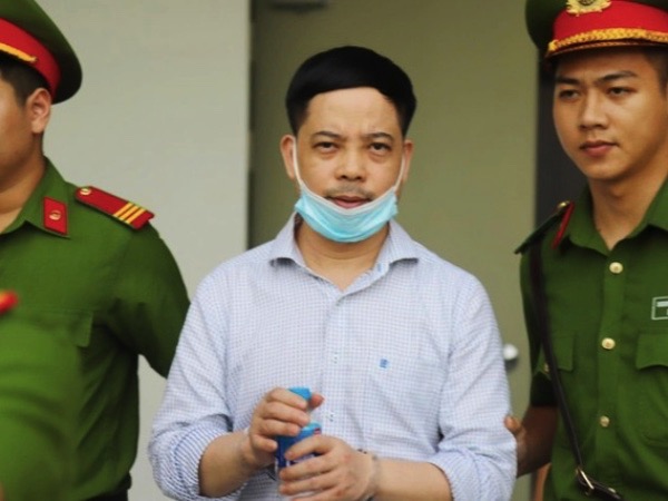 Cựu Thư ký lãnh đạo Bộ Y tế bị cho có thủ đoạn trắng trợn nhất