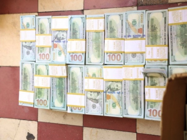 Triệt phá đường dây sản xuất tiền EURO giả quy mô lớn