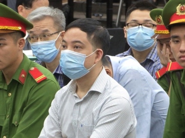 Bị đề nghị án tử, cựu thư ký Thứ trưởng nộp thêm 8 tỉ đồng khắc phục