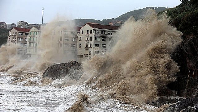Lý giải việc các cơn bão thường mang tên phụ nữ