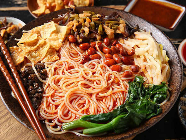 Món bún ốc 'nặng mùi như sầu riêng', thực khách càng ăn càng ghiền