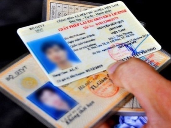 Những vấn đề cần quan tâm khi bỏ giấy phép lái xe A1, B2
