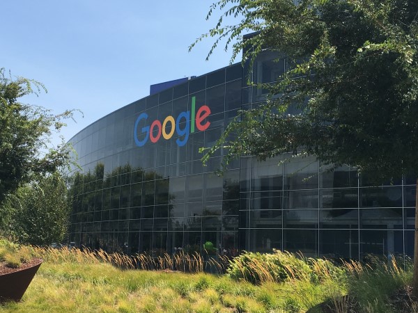 Google thử nghiệm công cụ AI có thể sản xuất tin tức