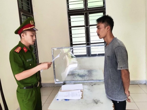 Về quê phụ giúp bố mẹ vợ, con rể tiện tay trộm hơn 87 triệu đem trả nợ