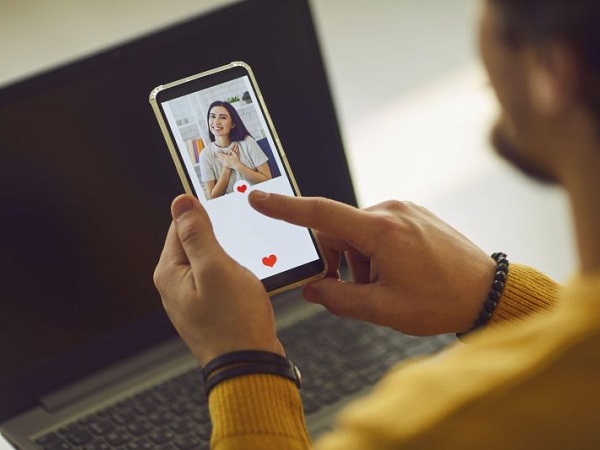 Chiêu lừa độc địa đến từ dòng tin nhắn làm quen trên Facebook: Đến chuyên gia an ninh mạng cũng sập bẫy, mất trắng 6 tỷ