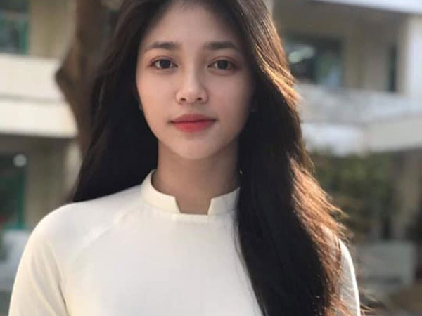 Á hậu 2 Miss World Vietnam 2023: Tuổi thơ đối mặt với nhiều khó khăn, nhan sắc đời thường gây sốt