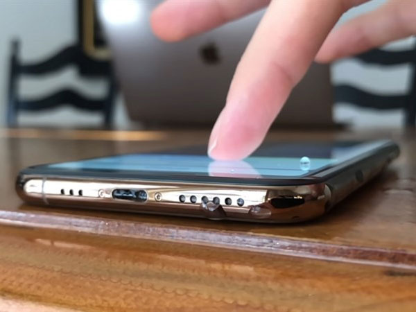 iPhone có tính năng thổi bay nước ra khỏi loa chỉ bằng một nút bấm