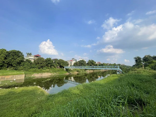 Vụ 2 vợ chồng tử vong dưới mương nước ở Hà Nội: 'Hai vợ chồng rất tình cảm, chưa thấy cãi nhau bao giờ'