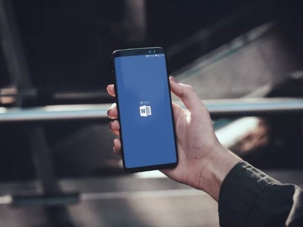 Làm sao để sử dụng Word trên iPhone?