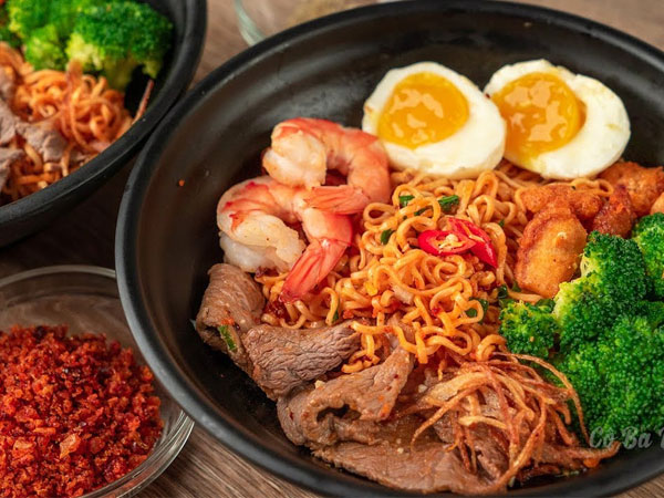 Ở Hà Nội không thử ngay 7 món mì trộn này thì thật là lãng phí