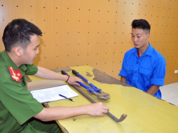 Lợi dụng chùa đang sửa chữa, đối tượng mới ra tù đột nhập trộm cắp đồ thờ cúng