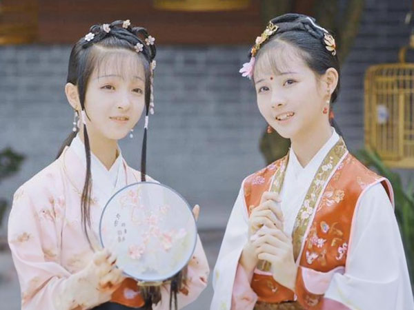 Vì sao đàn ông Trung Hoa xưa, kể cả ông già cũng thích cưới các cô gái 13, 14 tuổi, có phải vì ham 'gặm cỏ non'?