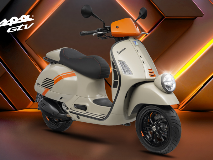 Vespa GTV 2023 giá 160 triệu thách thức Honda SH 350i tại Việt Nam