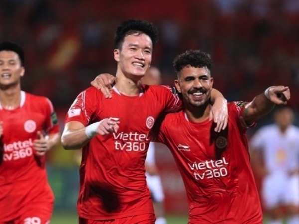 Viettel thắng đậm trong ngày VAR lần đầu xuất hiện ở V-League