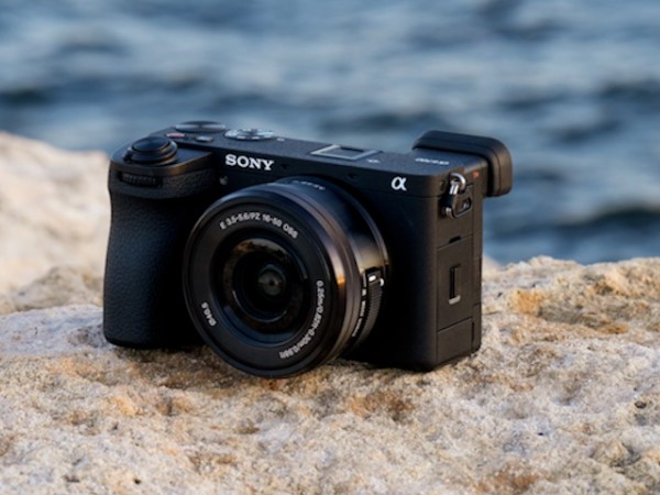 Cận cảnh Sony α6700