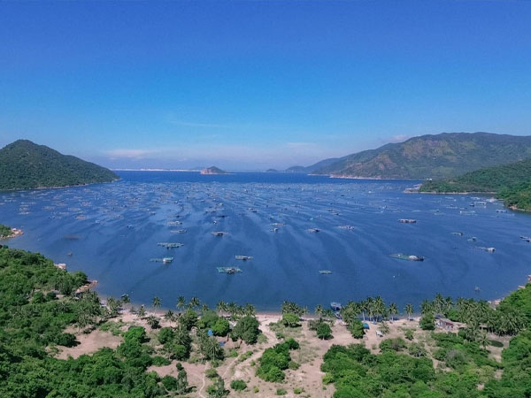 Phú Yên vào mùa đẹp nhất trong năm