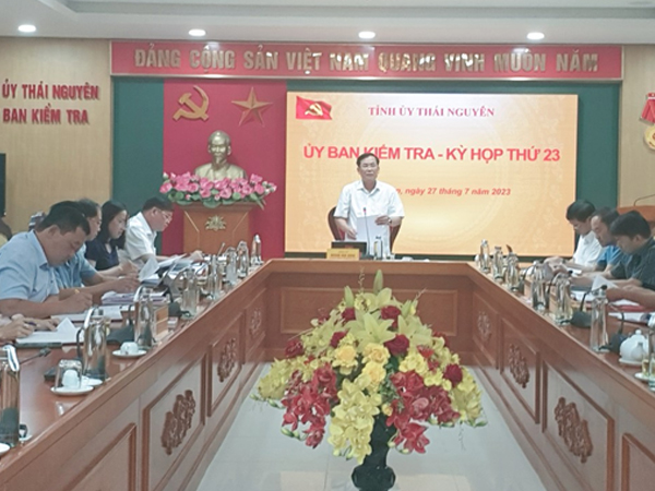 Một giám đốc Sở Ngoại vụ bị kỷ luật