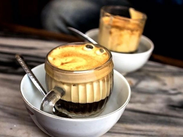 Lạ lẫm những thức uống từ trứng của người Việt