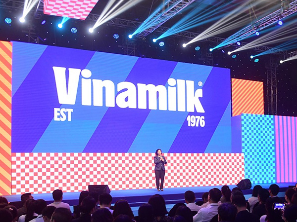 Ra mắt nhận diện thương hiệu mới, Vinamilk báo cáo doanh thu và lợi nhuận quý II/2023 tăng trưởng