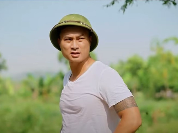 Làng trong phố tập 2: Mến - Hiếu bị mỉa mai vì quá khứ đi tù, nghiện rượu
