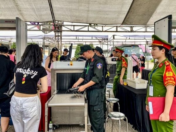Chuyện về việc đảm bảo an ninh của Công an Hà Nội trong 2 đêm nhạc BlackPink