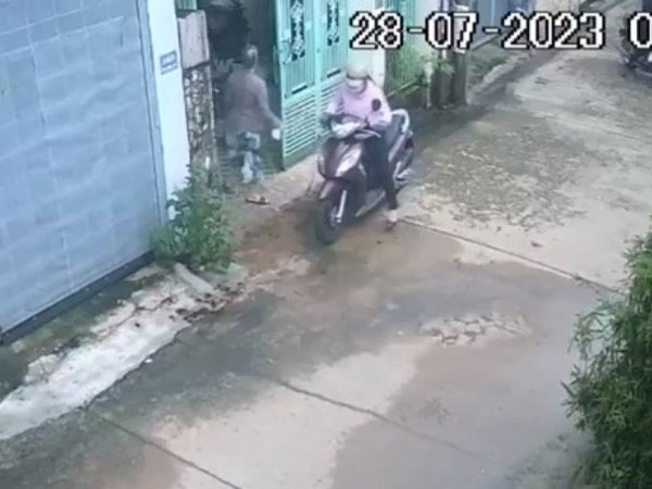 Xác minh việc cụ bà 68 tuổi trình báo 'bị thôi miên lấy hết tiền tiết kiệm'