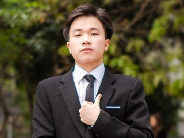 Loạt thủ khoa năm 2023 chọn trường đại học nào?