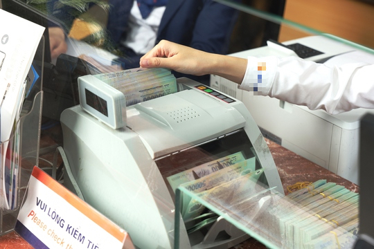 Chuyển khoản từ 500 triệu đồng trở lên phải báo cáo