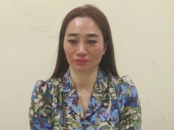 Bắt tạm giam cô đồng bổ cau 'đúng nhận, sai cãi' gây sốt ở Hải Dương