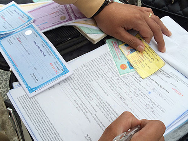 Từ ngày 15-8, không nộp phạt vi phạm giao thông sẽ không được đăng ký xe