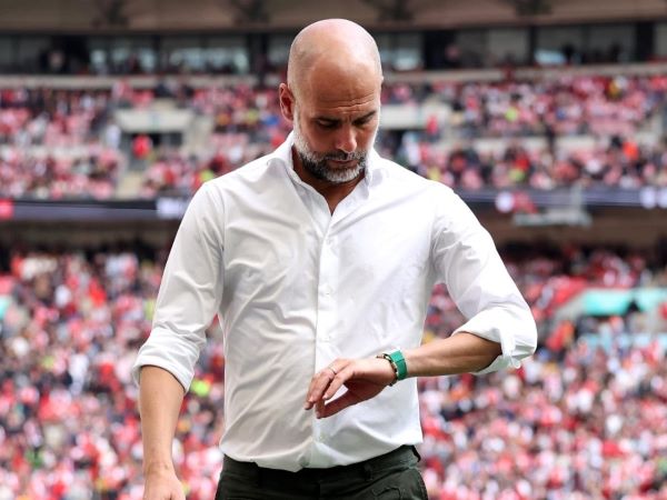 Pep Guardiola chỉ trích luật mới khiến Man City thất bại ở Siêu cúp Anh