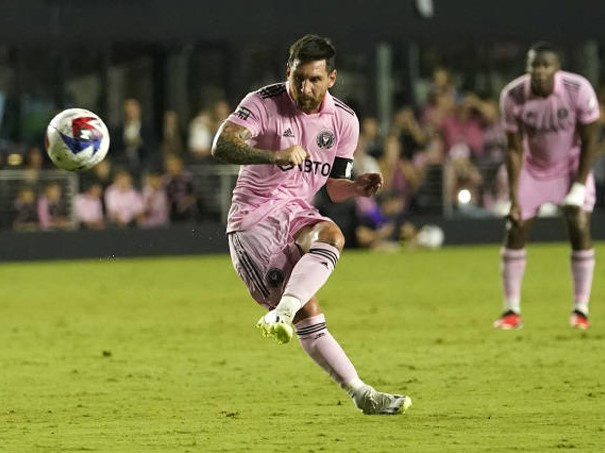 Messi lại lập siêu phẩm, Inter Miami vào tứ kết Leagues Cup siêu kịch tính
