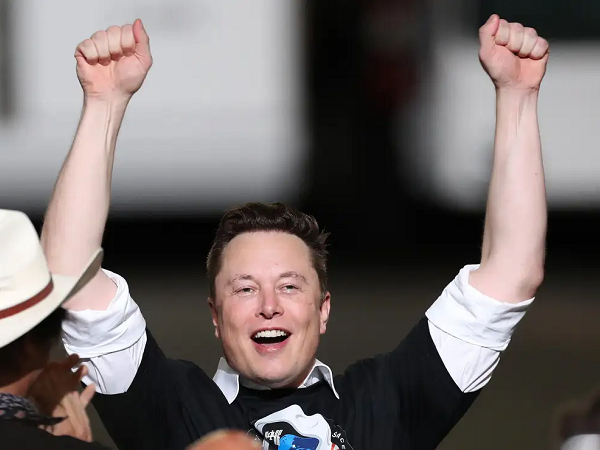 E.Musk thâu tóm tên miền hot nhất ngành công nghệ, Senegal ngắt Internet di động