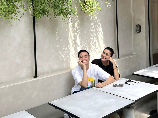 Ngỡ ngàng ngoại hình Lương Mạnh Hải khi tái ngộ Tăng Thanh Hà sau 15 năm 'Bỗng dưng muốn khóc'