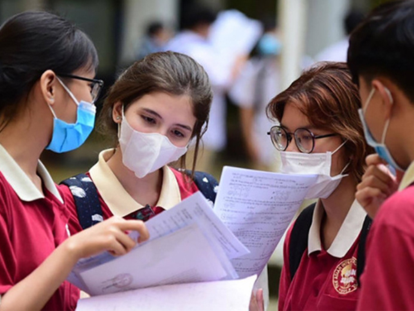 'Mổ xẻ' nguồn thu từ học phí của các đại học, có trường gần nghìn tỷ