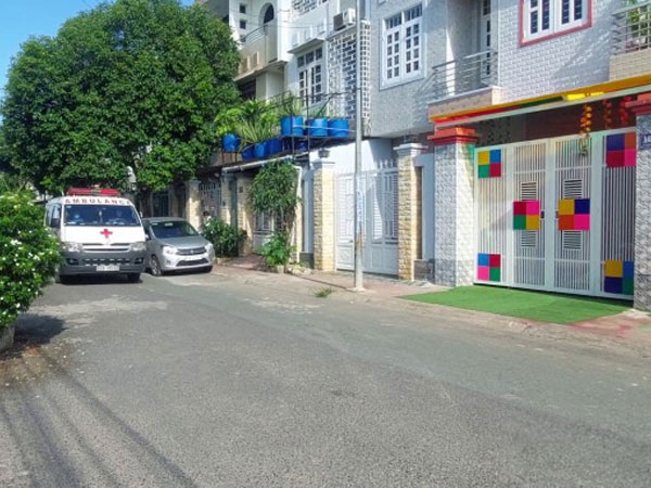 Vào nhà nghỉ 15 phút cùng một người phụ nữ, người đàn ông có tiền sử bệnh tim tử vong