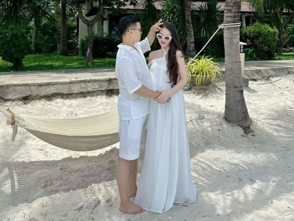 Cuộc sống màu hồng của các cô dâu nổi tiếng vì đám cưới 'khủng'